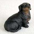 Tiny One - lille gravhundefigur, black/tan korthr